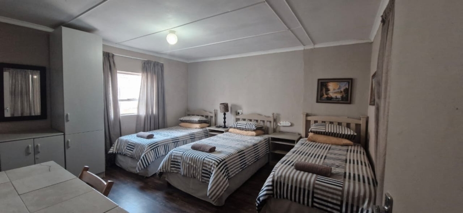 15 Bedroom Property for Sale in Porterville Western Cape